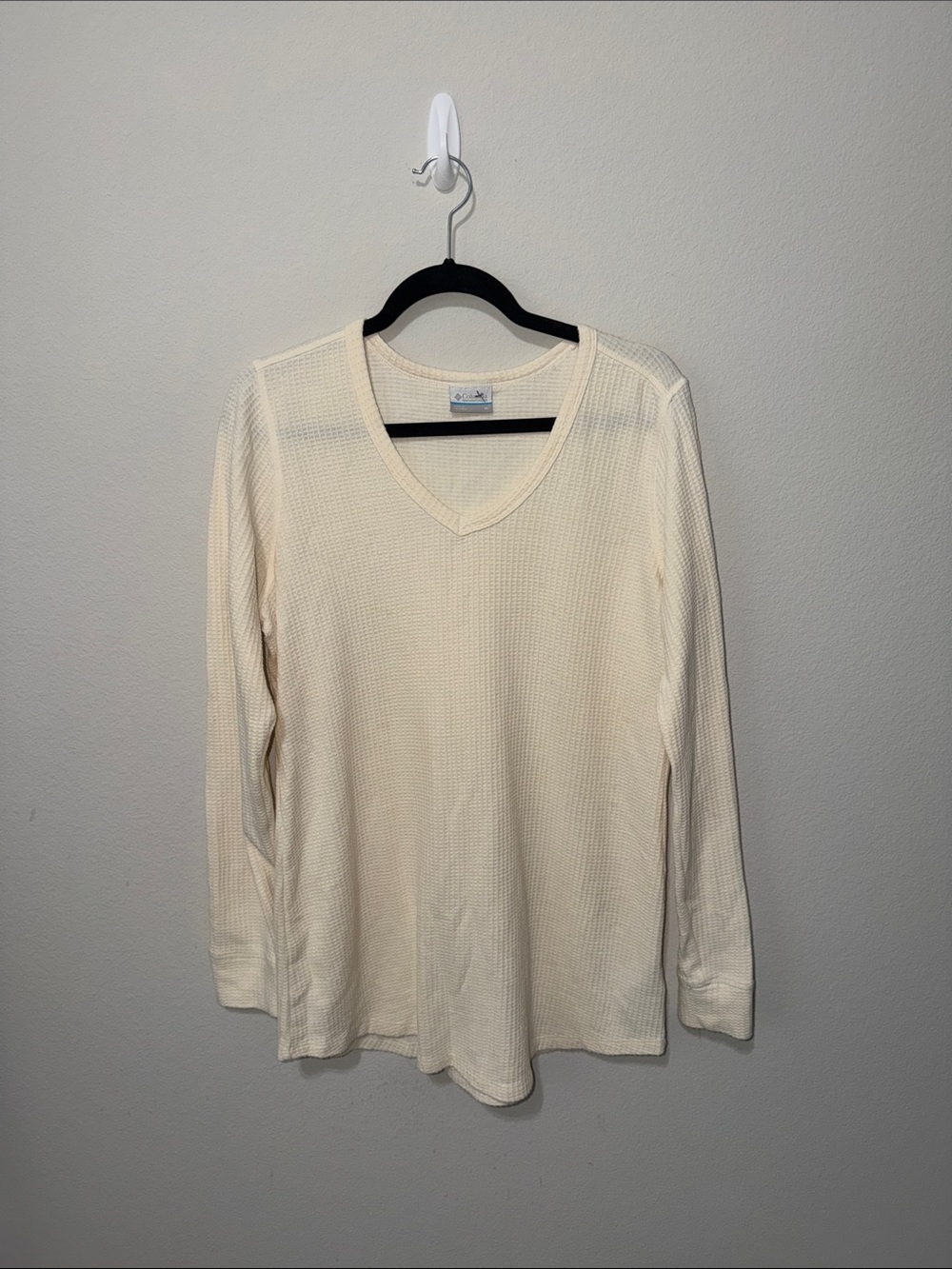 Columbia Cream Waffle Knit V-Neck Long Sleeve Top-long length